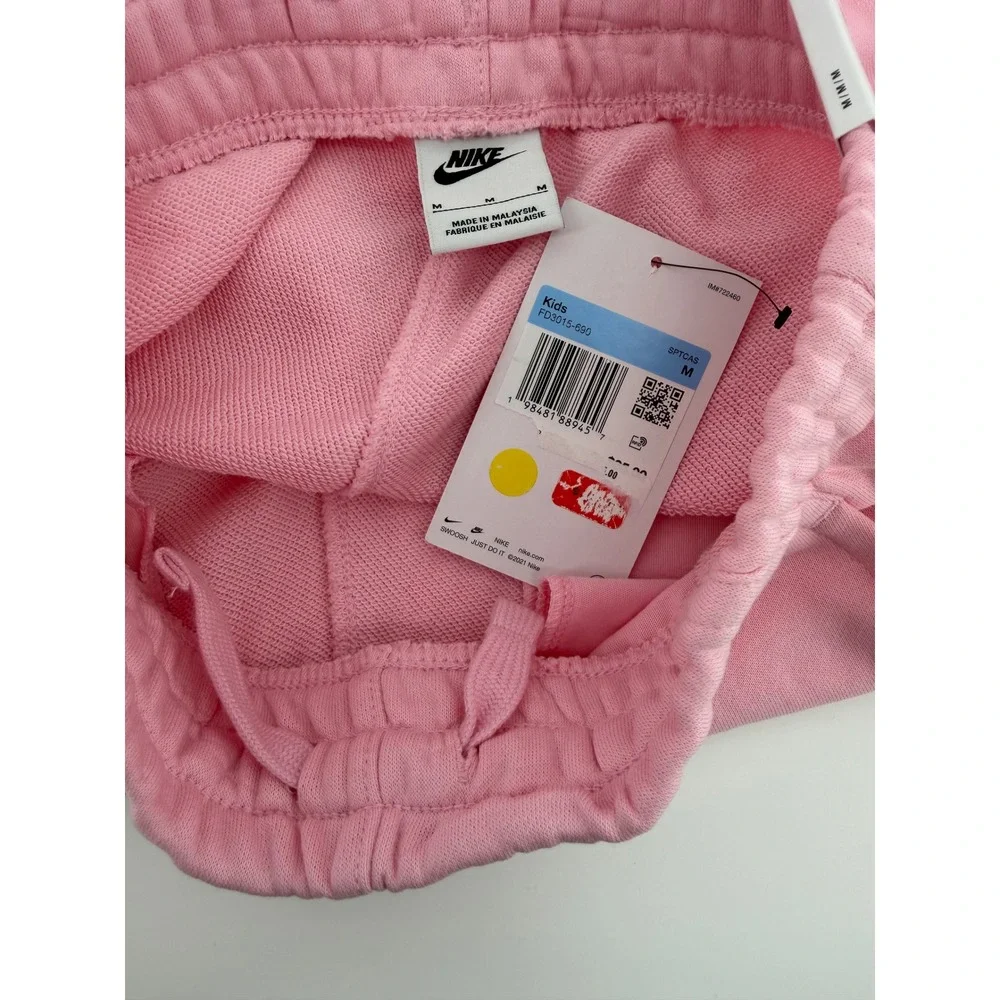 Nike Kids‎ Pink Fleece Shorts Standard Fit Logo Casual Athletic Size Medium NWT